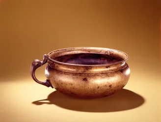 Skål, från Keshcarrigan, County Leitrim (brons)